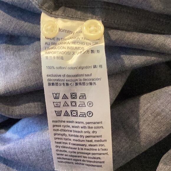 Tommy Hilfiger Men’s Medium Button Down Shirt in Excellent Preowned Condition - Picture 5 of 5